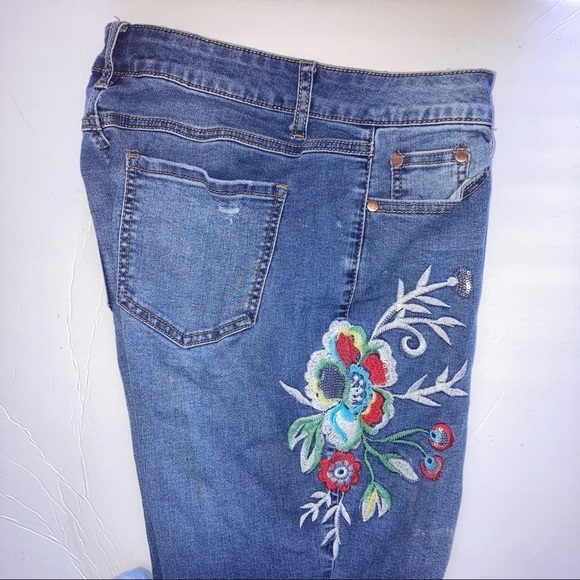 Est 1946 Denim Embroidery Distress Crop Womens Jean 12 Blue - Picture 3 of 12